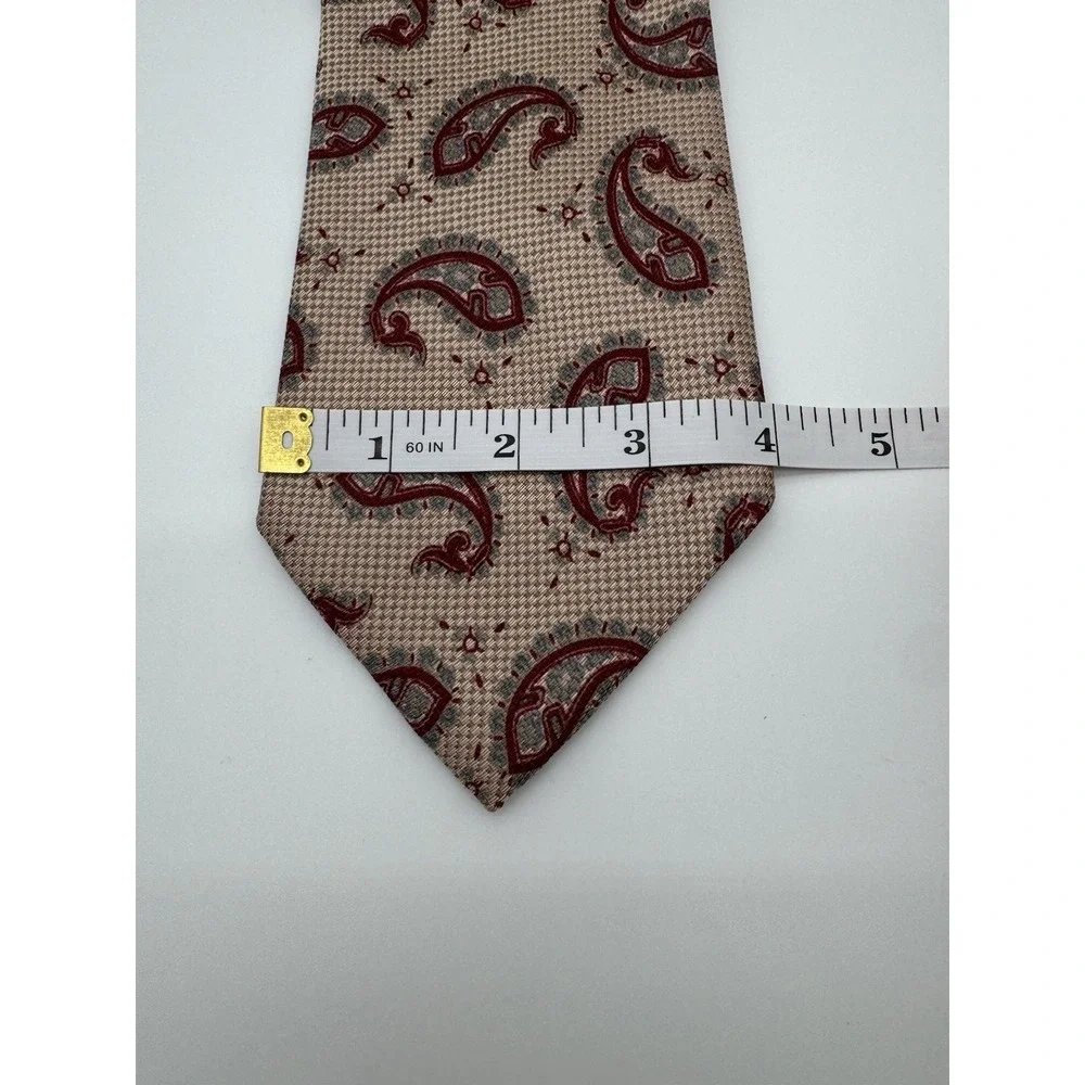 Ermenegildo Zegna Silk Tie Beige Red Paisley Italy Luxury Designer Classic